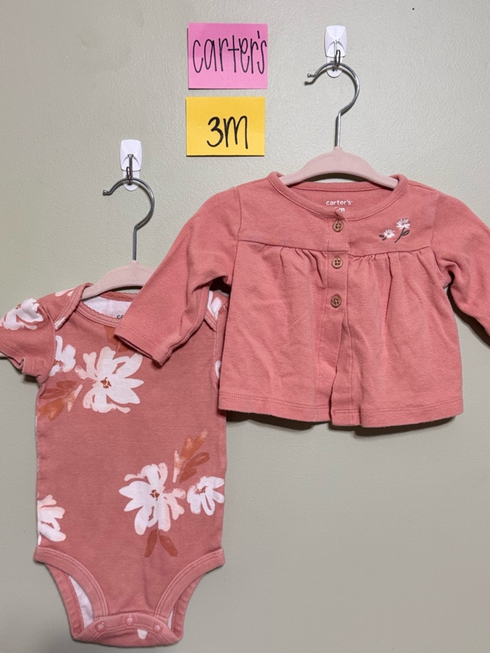 NWOT Carter's Pink Floral 4-Pc. Infant Outfit, 2 Onesies, Cardigan, Leggings, 3M - Picture 6 of 7